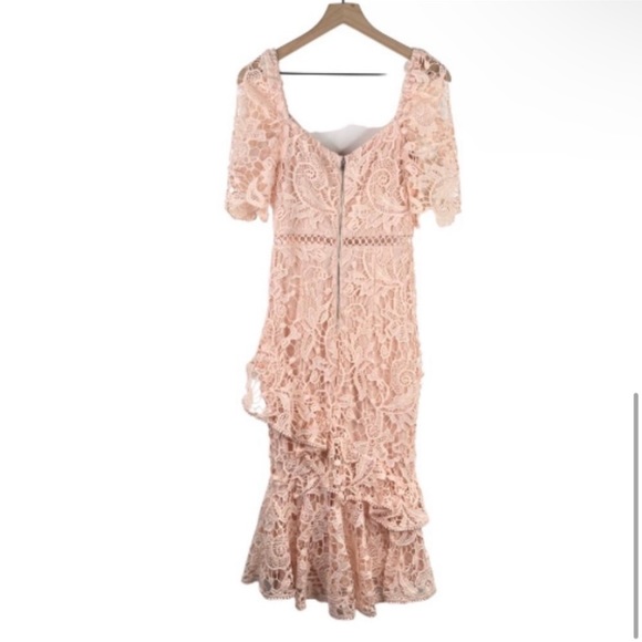 Lulu’s Dress - Picture 2 of 4